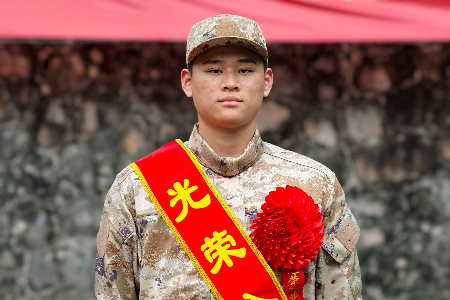 熱血男兒爭(zhēng)圓“參軍夢(mèng)”！中山新兵即將奔赴軍營(yíng)